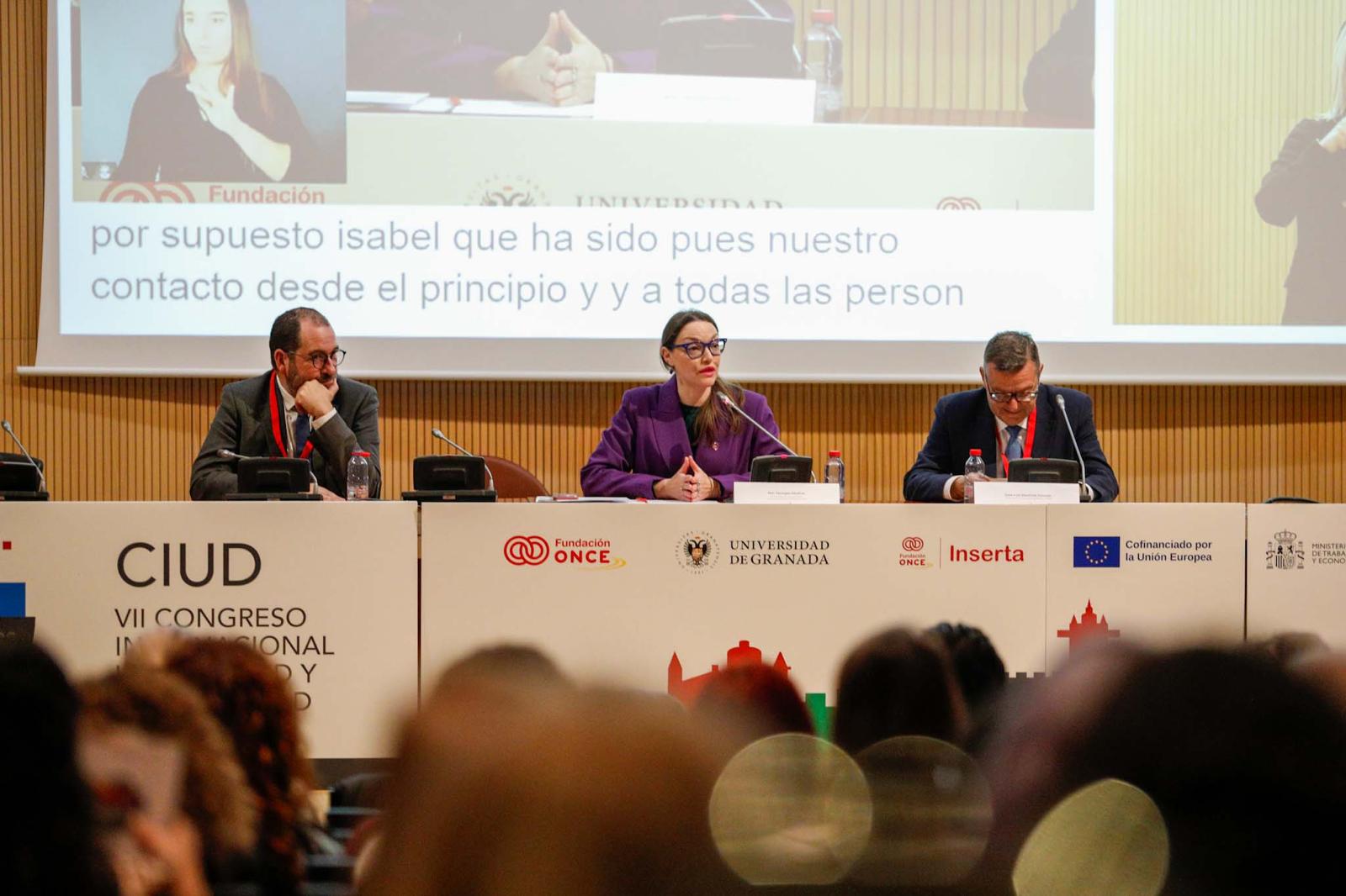 Mesa de intervinientes en el VII Congreso Internacional Universidad y Discapacidad