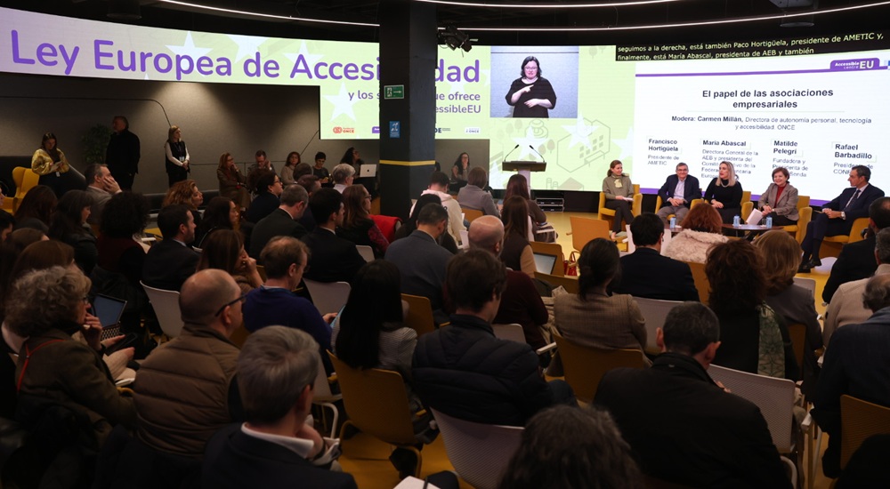 Foto de los asistentes y ponentes a la Jornada de Fundación ONCE y CEOE
