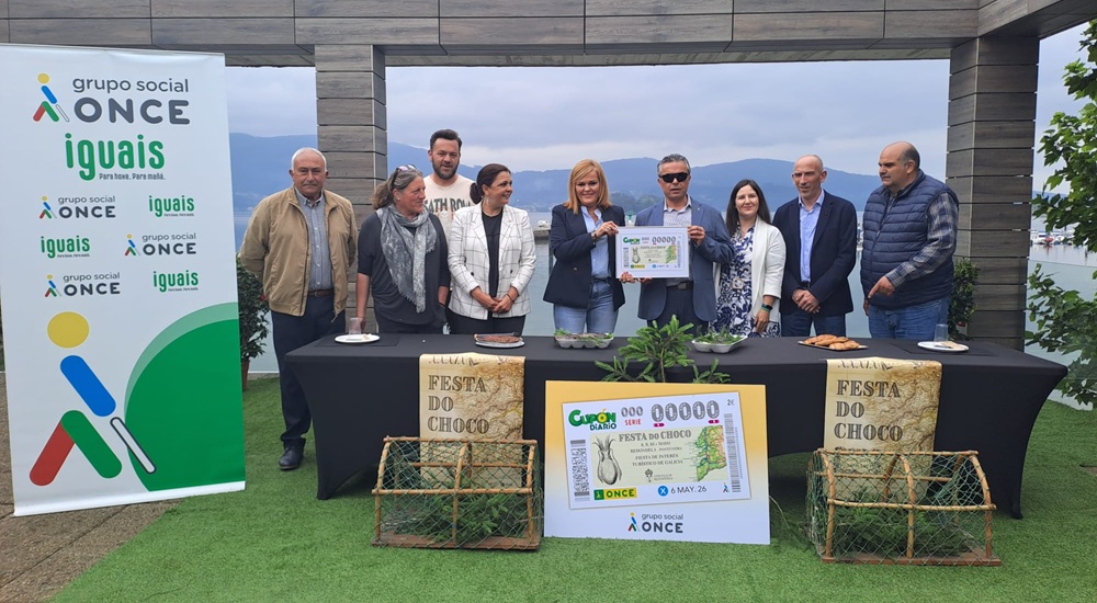 Presentación del cupón de la ONCE dedicado a la Festa do choco, de Redondela