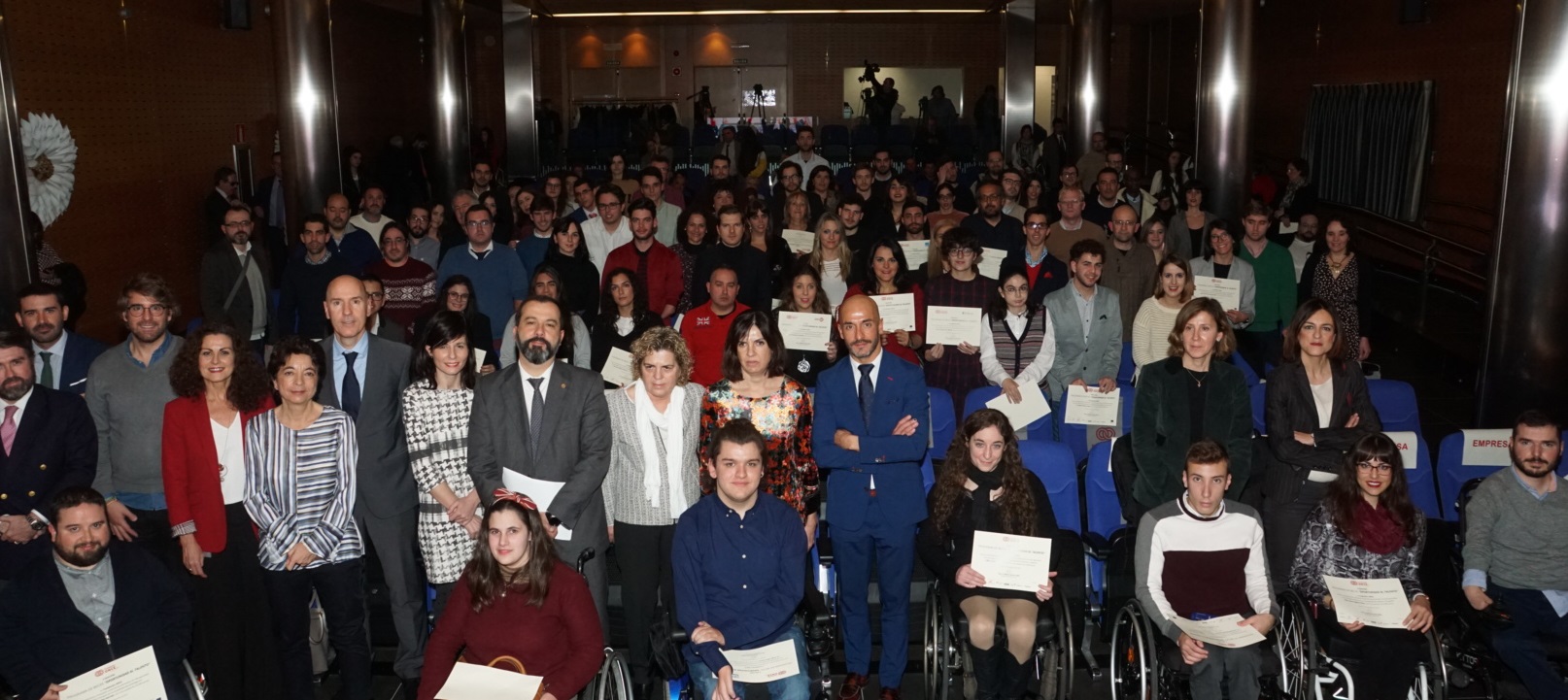 becas_oportunidad_al_talentofoto_familia_2018.jpg