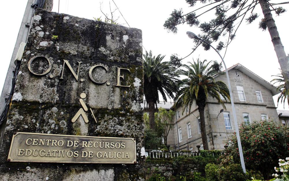 Vista exterior do edificio do CRE da ONCDE en Pontevedra