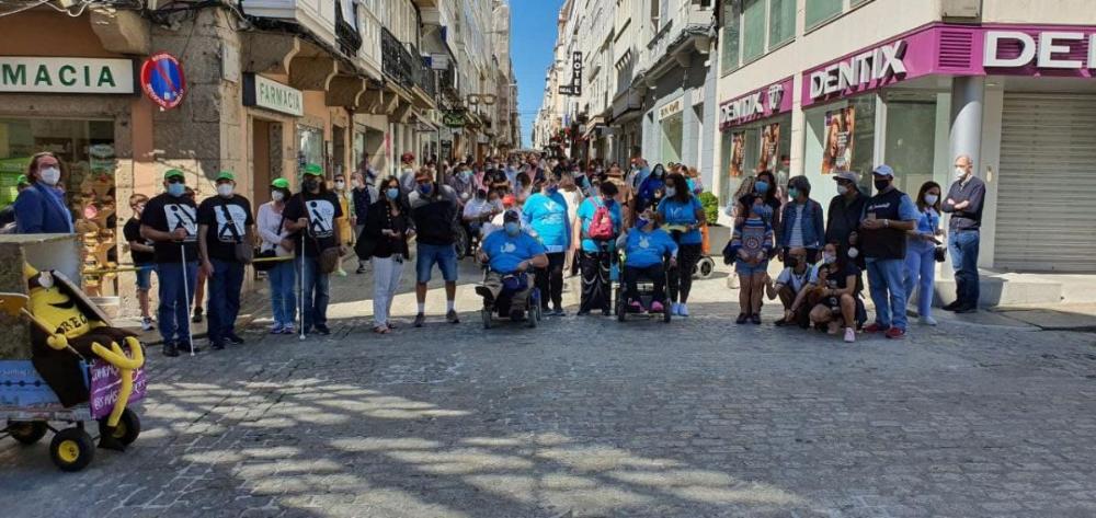 Un momento de la marcha por el centro de la ciudad departamental