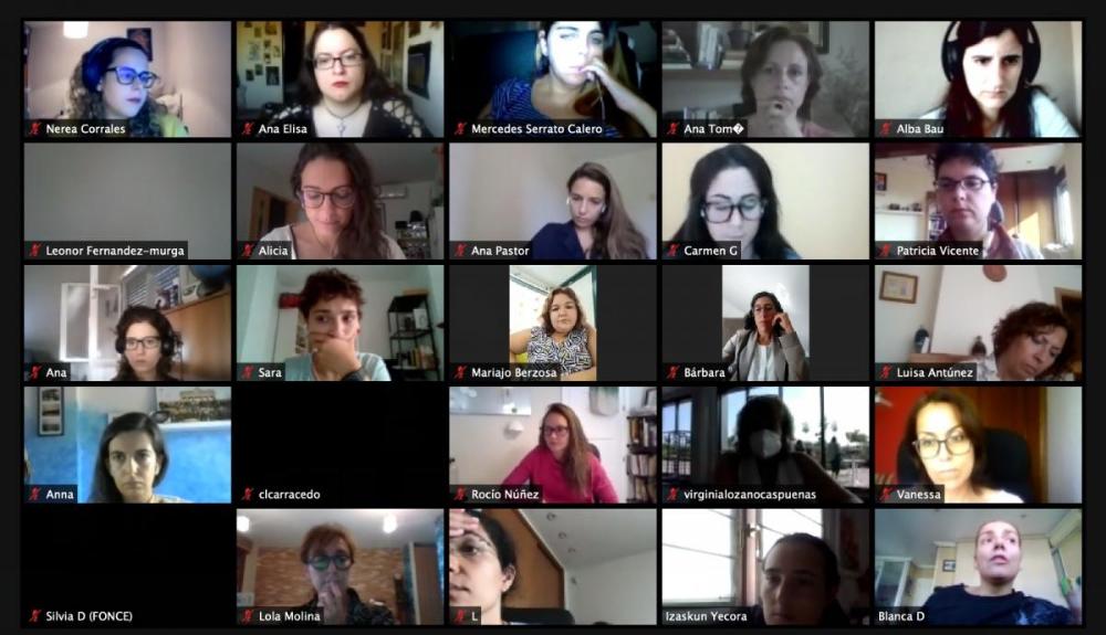 Fotografía de varias participantes no programa o día da presentación telemática, e na que aparece a galega Ana Tomé