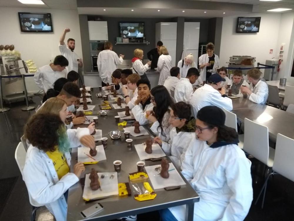 Fotografía del taller realizado en la fábrica  de chocolate en Dublín