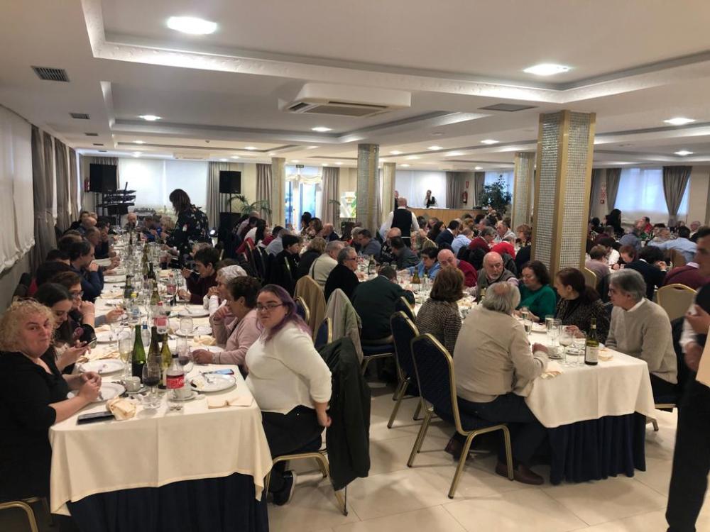 Pontevedra-Vista general del comedor