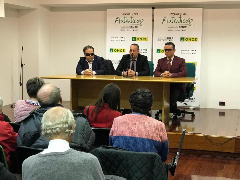 Imagen del salónbde acto durante la presentación de Hermelo Caamaño en Pontevedra