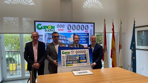 presentacion_del_cupon_de_la_once_dedicado_al_75_aniversario_de_la_zona_franca_de_vigo.jpg