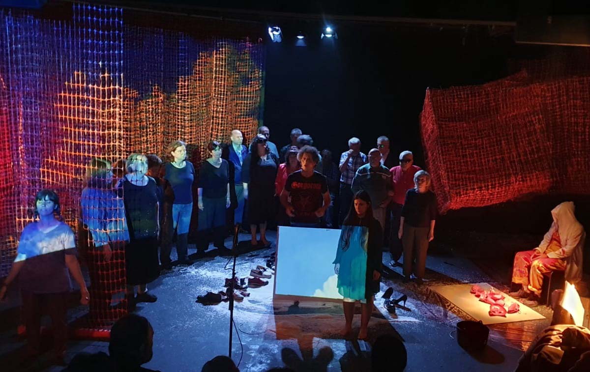 Coral Cidade de Vigo durante su actuación