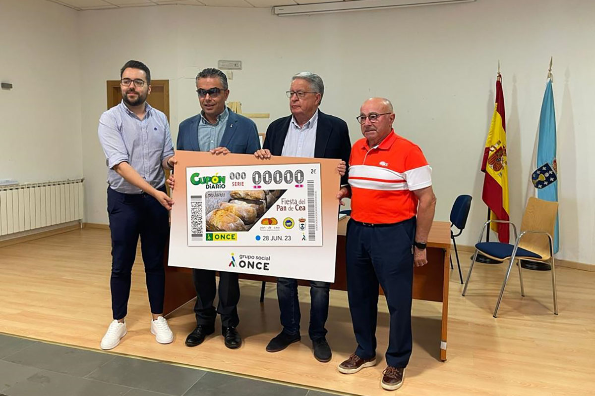 Presentación del cupón dedicado a la Fiesta del Pan de Cea