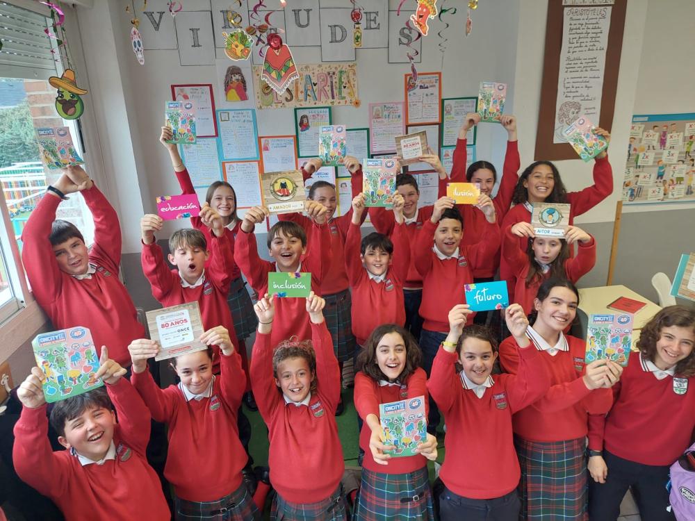 Escolares participantes en el Concurso Escolar