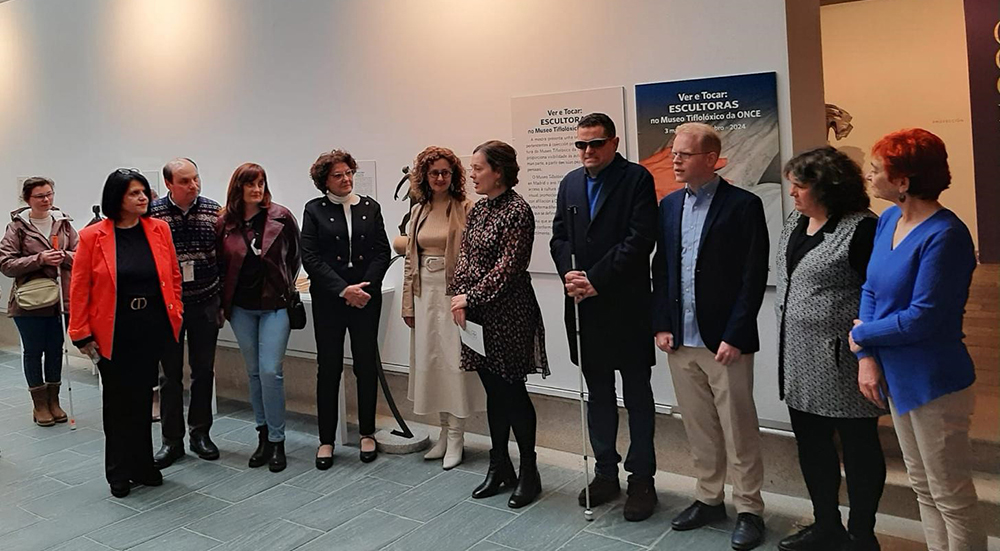 Inauguración, en el Museo Provincial de Lugo, de la exposición escultoras en el Museo Tiflológico