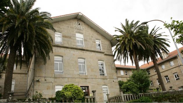 Fachada del CRE de pontevedra